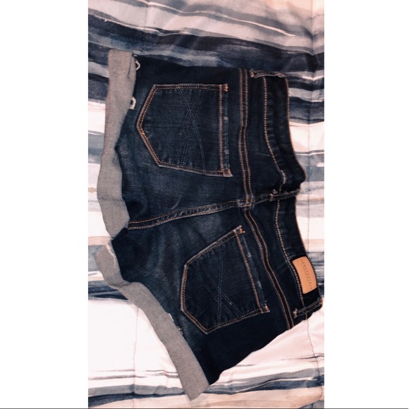 Aero Midi Jean Shorts - Picture 3 of 5